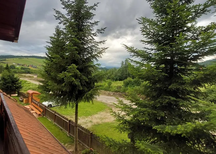 Base Camp Pieniny מלון